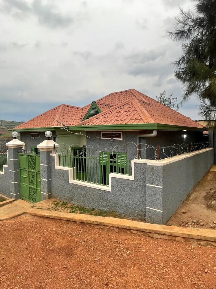 HOUSE FOR SALE