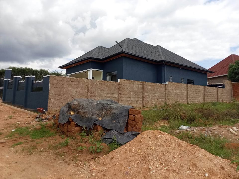 House of sale (60M bugesera kaliyeli)