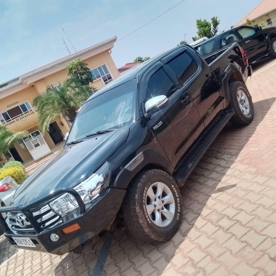 TOYOTA VIGO 2008 FOR SELL