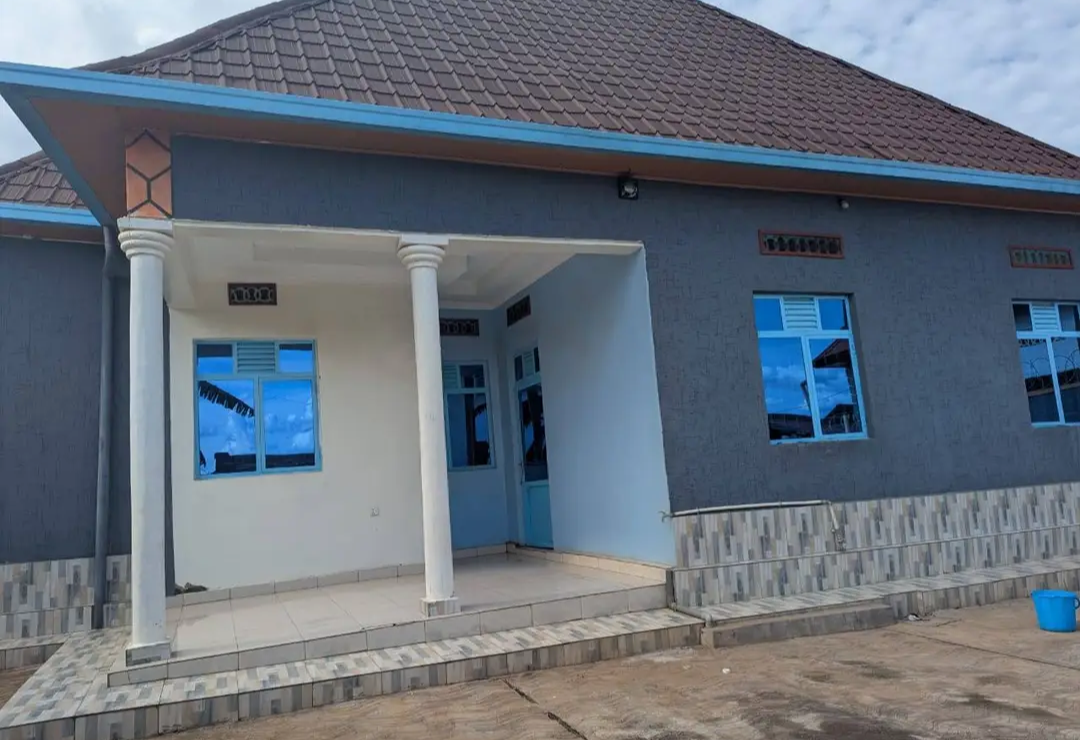 Selling a business house at rwamagana bus station