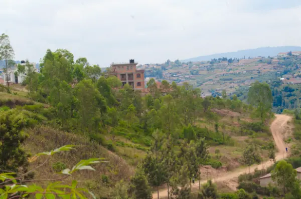 PLOT FOR SALE AT RUYENZI