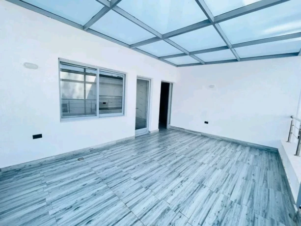 Gishushu 6 bedrooms House for sale at 500M in good location