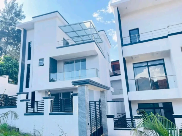 Gishushu 6 bedrooms House for sale at 500M in good location