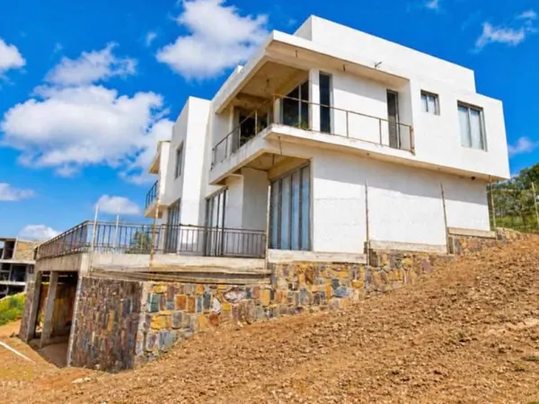 This house is for sale in Kigali kicukiro rebero in VP neighborho