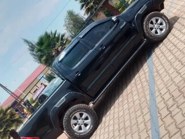 TOYOTA VIGO 2008 FOR SELL