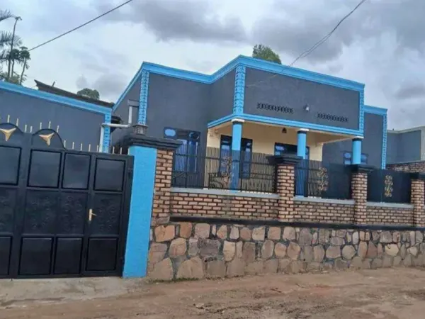 Inzu nziza igirurishwa Kinyinya